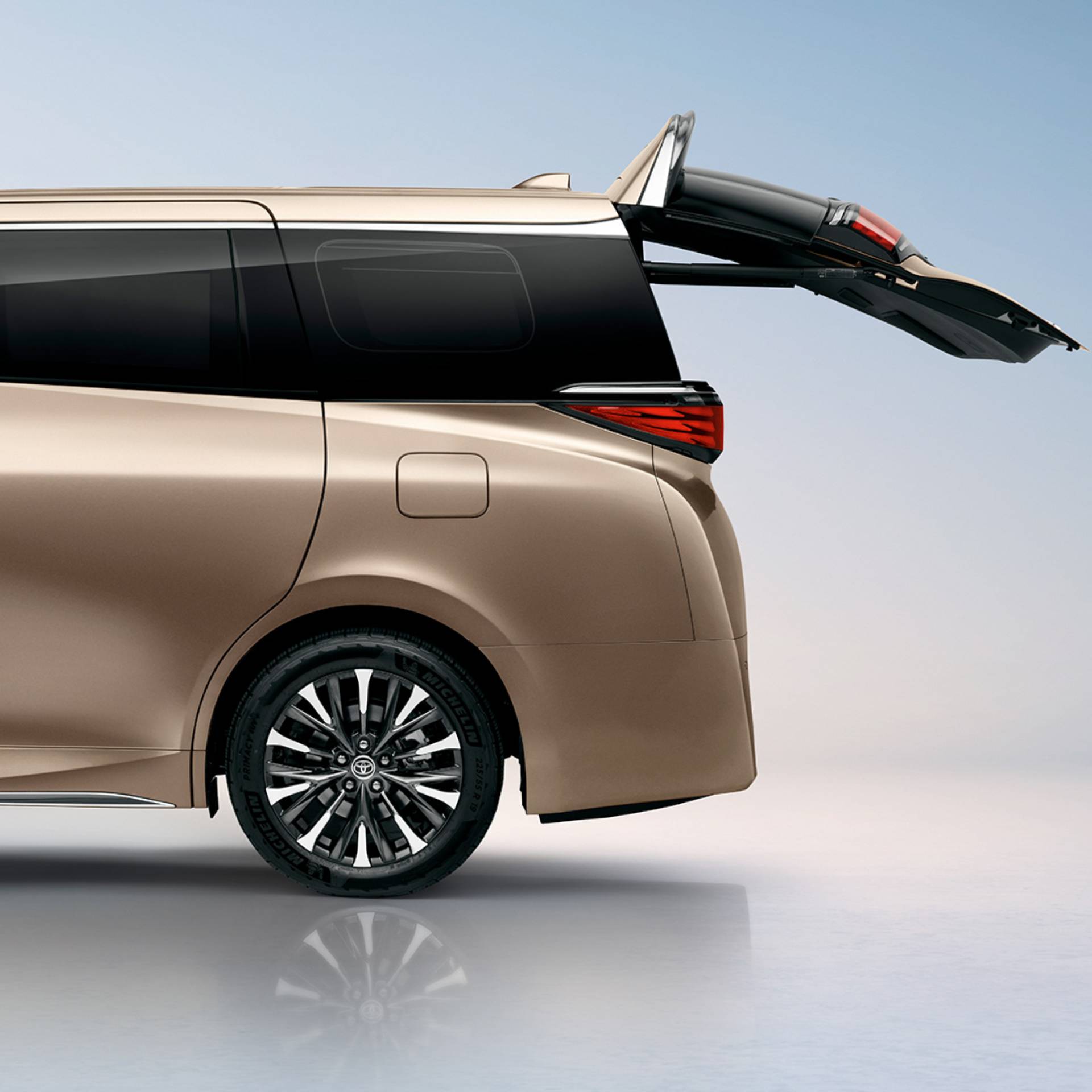 toyota-my-gallery-alphard-thumbnail-4