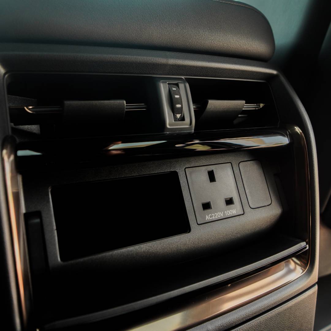 toyota-my-gallery-new-vellfire-interior-m-8