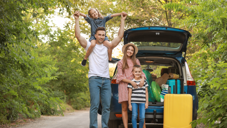 Private MPV vs Public Transport: What’s the Best Way to Travel from Singapore to JB?